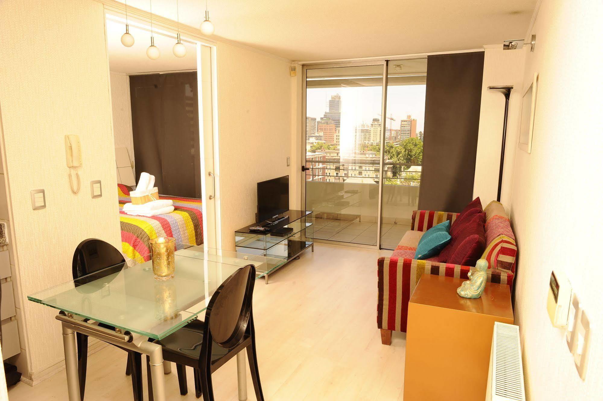 Chilean Suites And Apartment サンティアゴ エクステリア 写真
