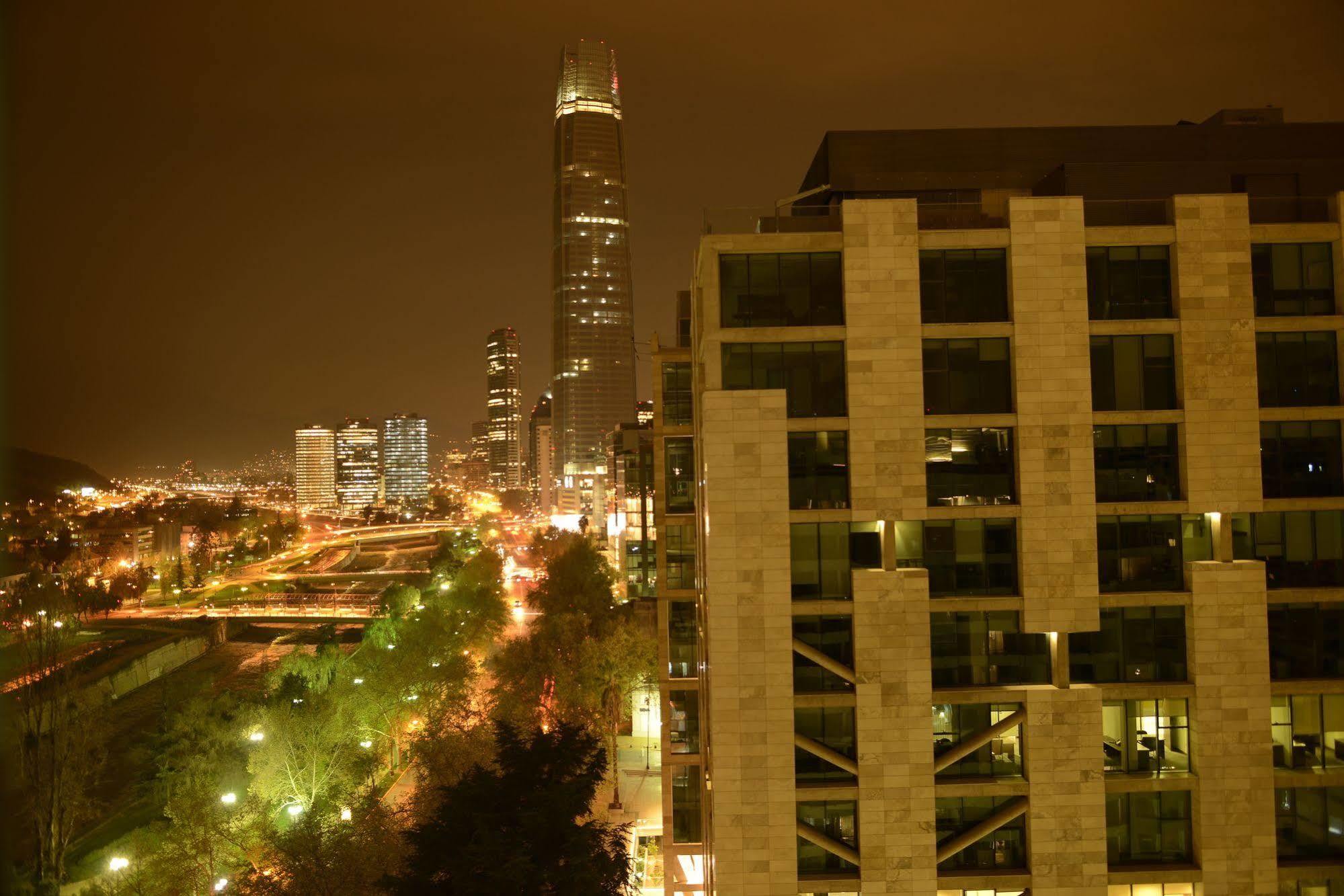 Chilean Suites And Apartment サンティアゴ エクステリア 写真